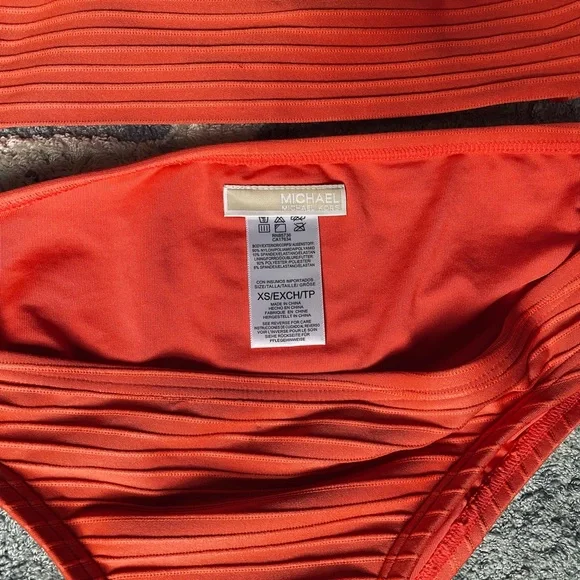 Michael Kors Bikini - Picture 3 of 5